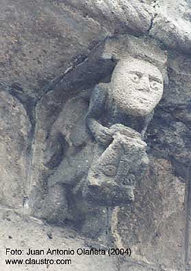 Sansn desquijando al len del bside de la iglesia de Notre-Dame-des-Miracles de Mauriac