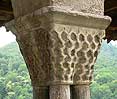 Capitel 6 de la galera sur del claustro de la catedral de Saint-Bertrand-de-Comminges